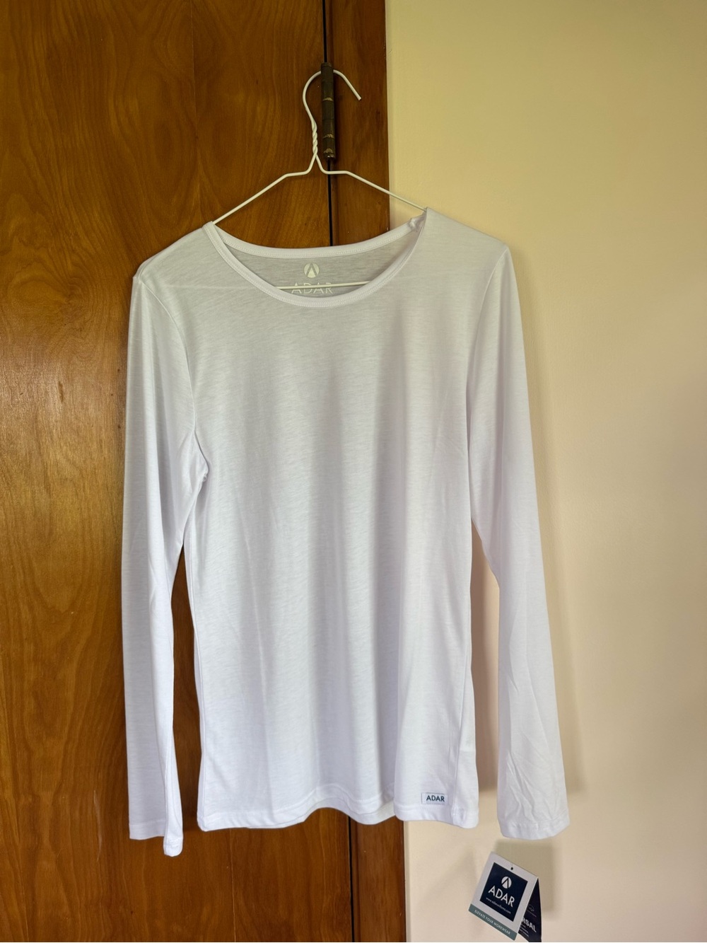ADAR White Long Sleeve Women's Tee